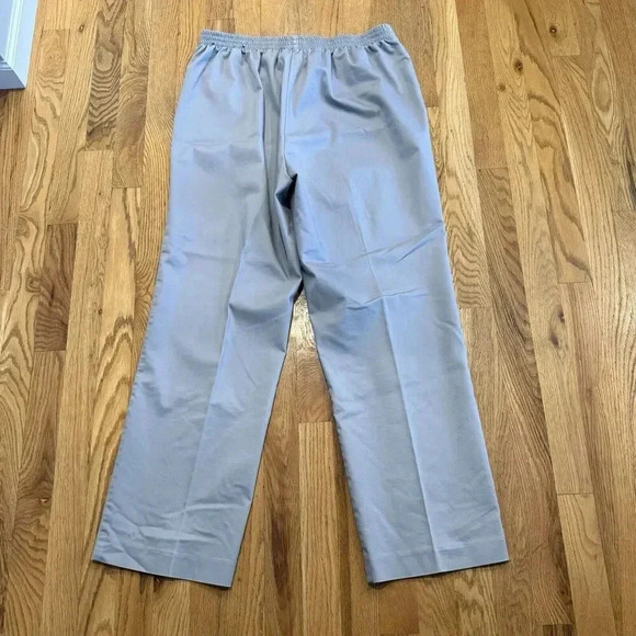 Alfred Dunner Pants Sz 12 Inseam 29”Gray Stretch Cotton Elastic Waist Pull-On - Picture 2 of 3